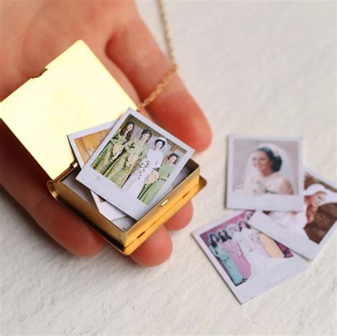 lockets photo albums.